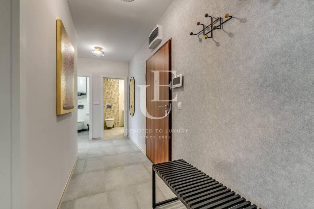 Madrid: A Modern 2-Bedroom Apartment With Parking Sofya Dış mekan fotoğraf