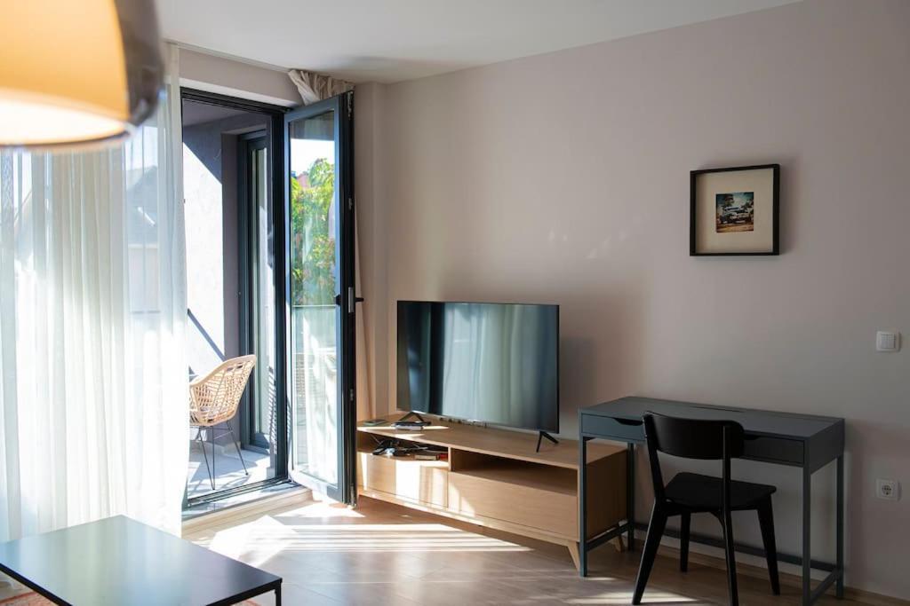 Madrid: A Modern 2-Bedroom Apartment With Parking Sofya Dış mekan fotoğraf